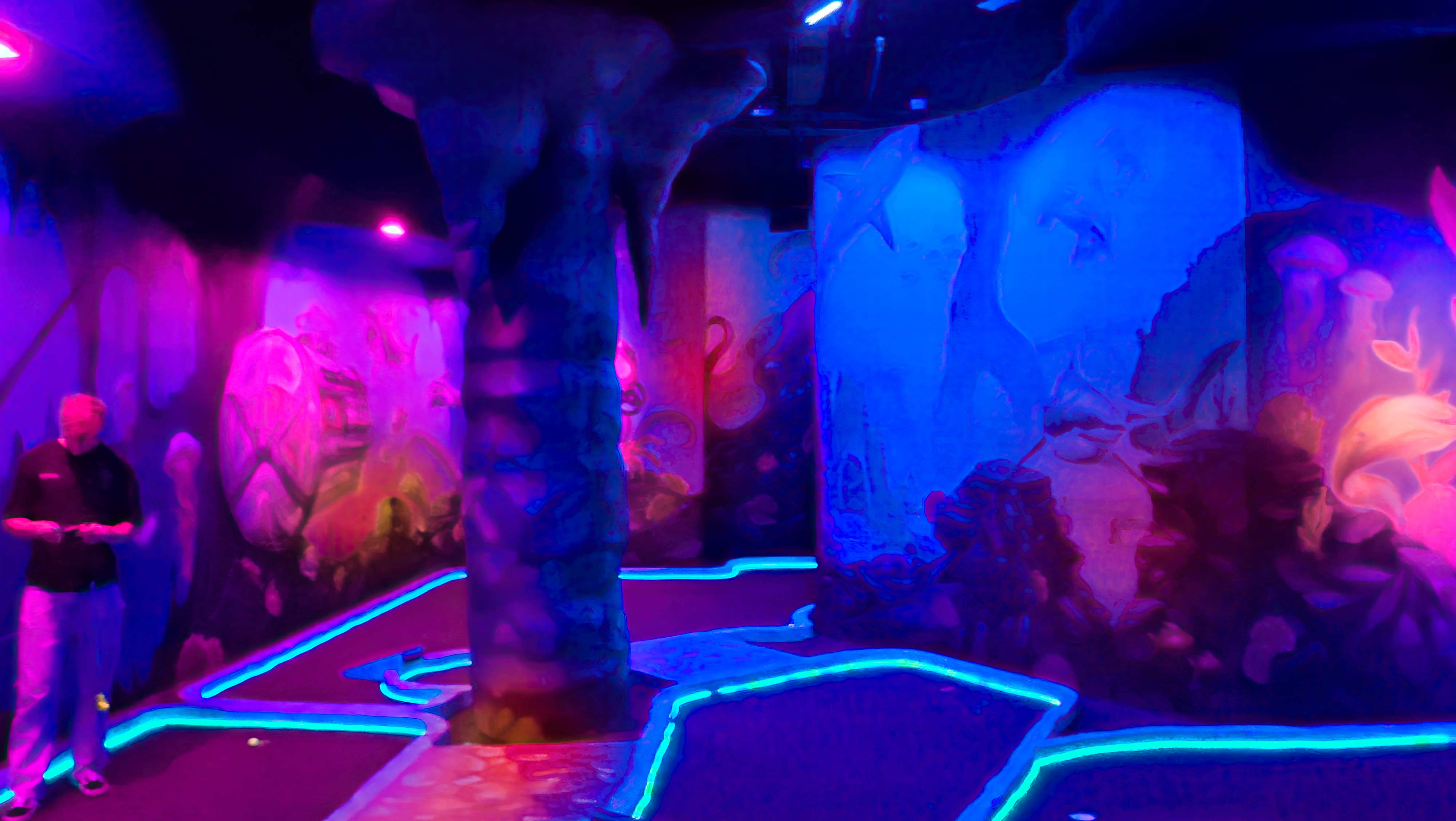 diseño personalizado de minigolf con efectos especiales proveedores de minigolf con luz negra para espacios cerrados